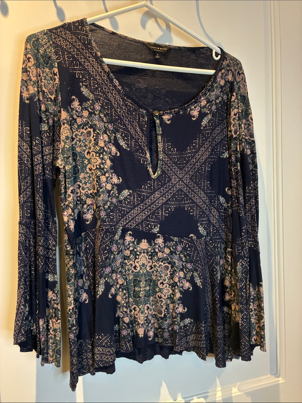 Lucky Brand Boho Bell Sleeve Paisley Floral Tunic Top Navy Multi ⭐️